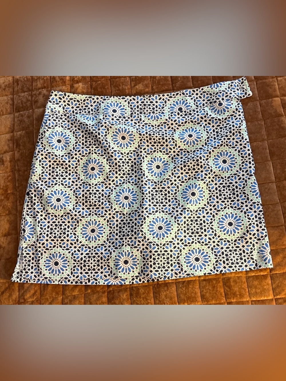 Izod Golf Women's Geometric Print Skirt Skort Sz 12 NWOT Stretchy Tennis